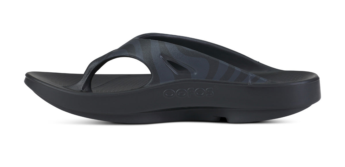 BAUER\/OOFOS Men's OOriginal Sport Sandal ¨C Black Asphalt