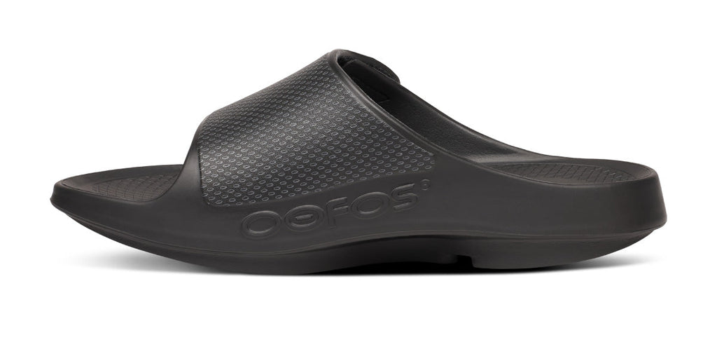 BAUER\/OOFOS Women's OOahh Sport Flex Sandal ¨C Black