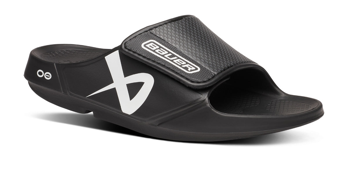 BAUER\/OOFOS Women's OOahh Sport Flex Sandal ¨C Black