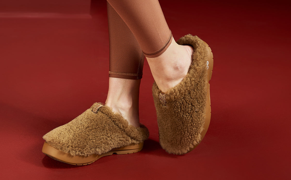 Women's OOcoozie Sherpa Mule - Caf¨¦ Spice